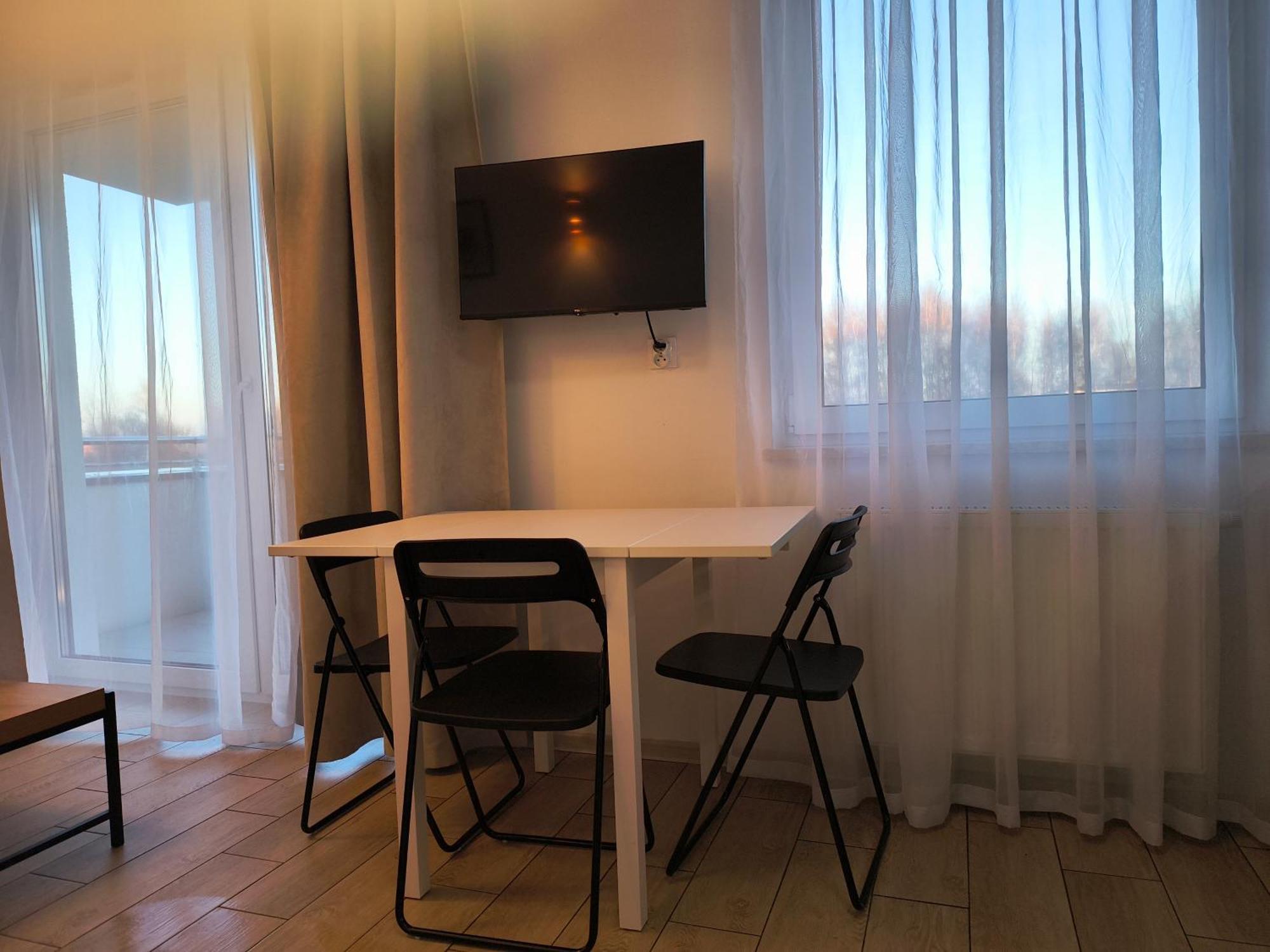 New Space 30% Off, Self Chieck-in, Netflix * Rzeszow